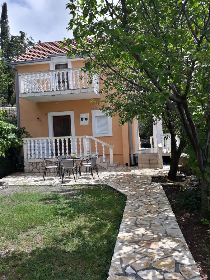 Vila House Stijepovic Petrovac Exteriér fotografie